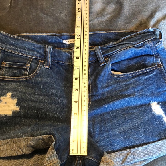 Women’s size 0 Old Navy boyfriend blue jean shorts - Picture 5 of 10